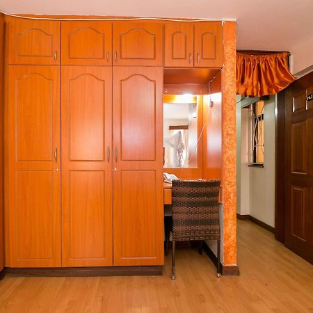 Upperhill Blueberry Hotel Найроби Екстериор снимка