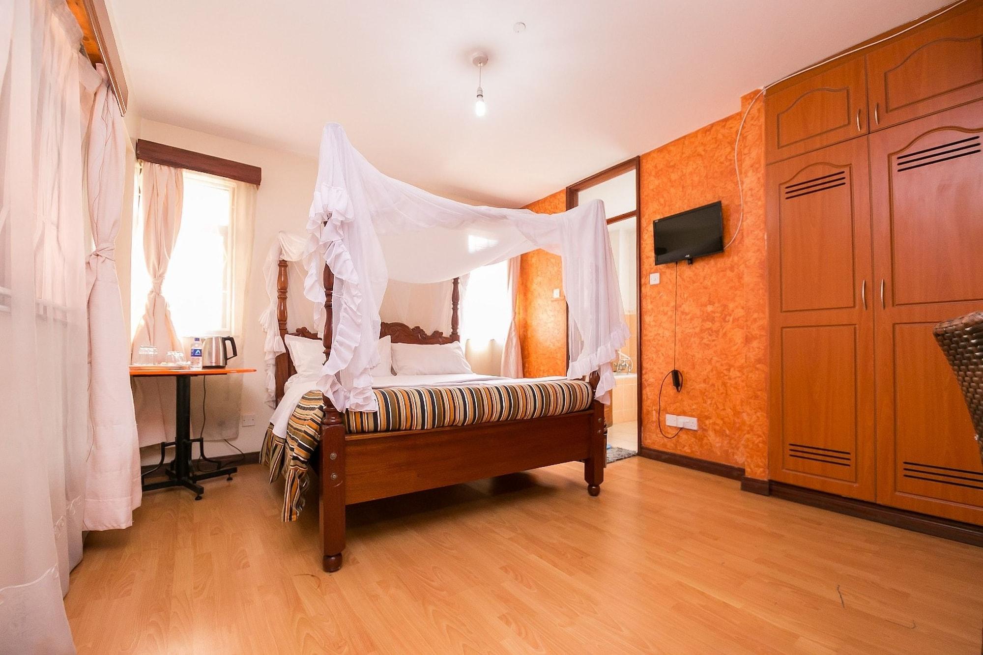 Upperhill Blueberry Hotel Найроби Екстериор снимка