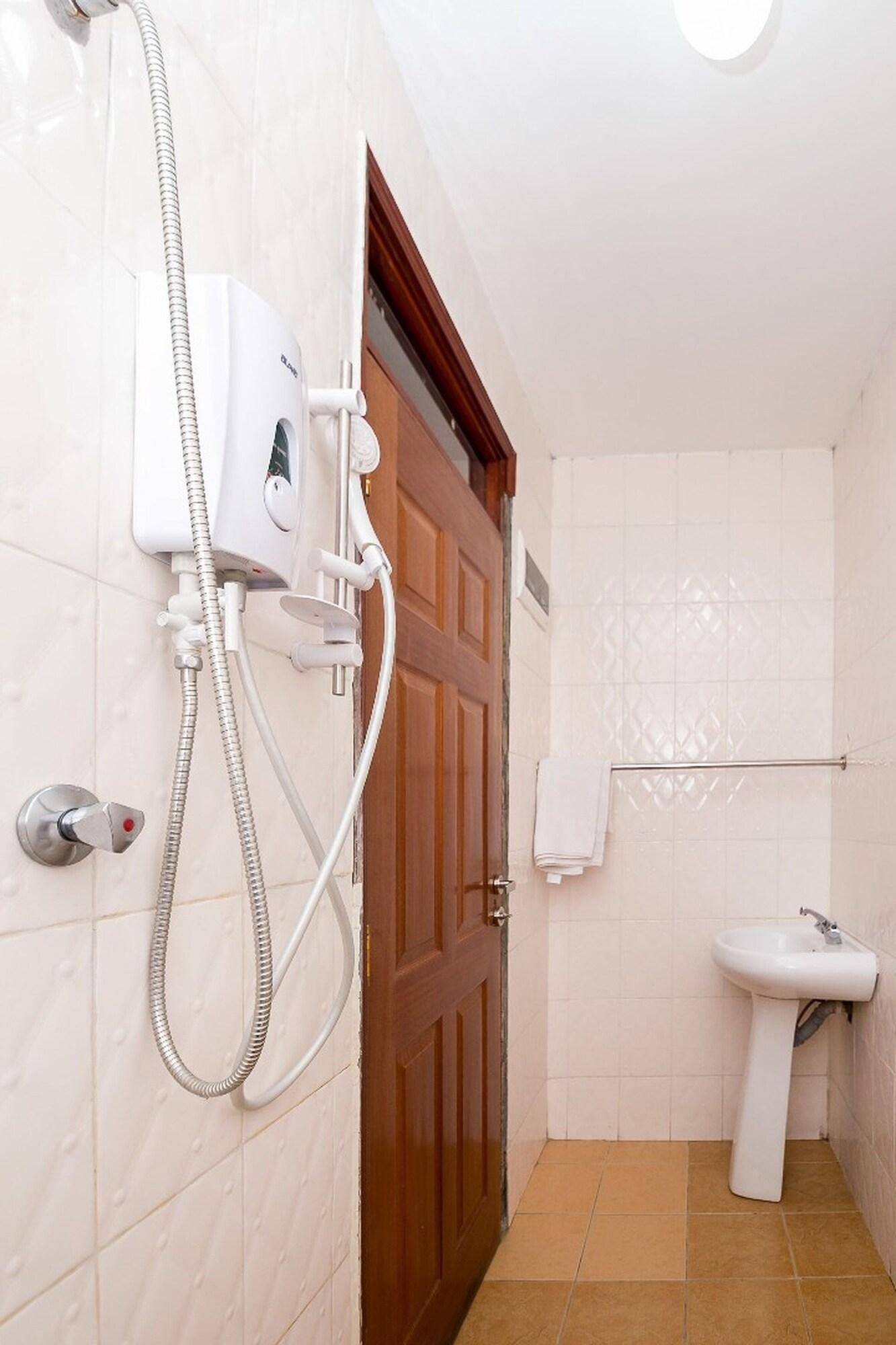 Upperhill Blueberry Hotel Найроби Екстериор снимка
