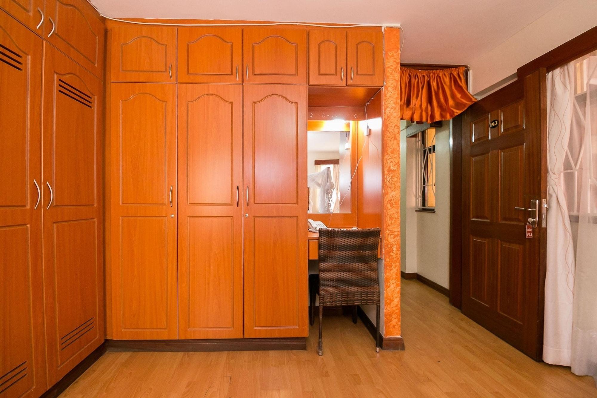 Upperhill Blueberry Hotel Найроби Екстериор снимка